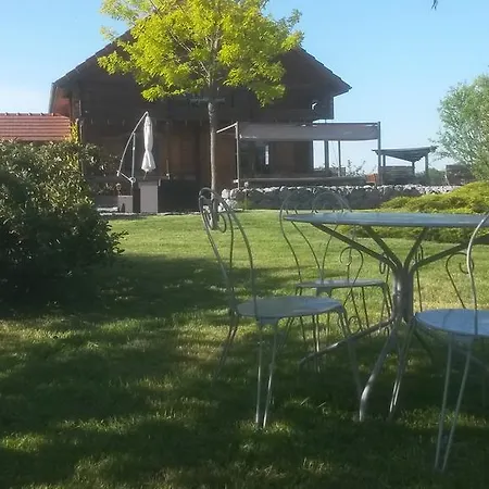 Holiday home Le Chalet Hautes Pyrenees Tuzaguet